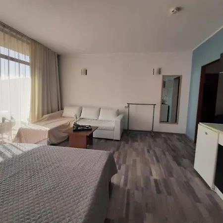 Sunshine2 Apartamento *